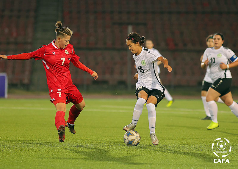 Türkmen futbolçy gyzlar CAFA-2022 çemionatynda Täjigistanyň topary bilen deň oýnady